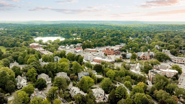 19-21 Maple Park 1, Newton, MA 02459