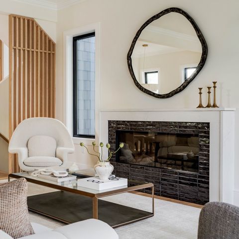 19-21 Maple Park 1, Newton, MA 02459