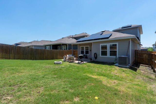 12404 Silversmith LN, Mustang Ridge, TX 78610