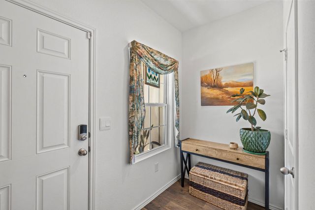 12404 Silversmith LN, Mustang Ridge, TX 78610