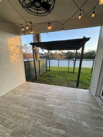 9530 E Plum Harbor Way, Tamarac, FL 33321