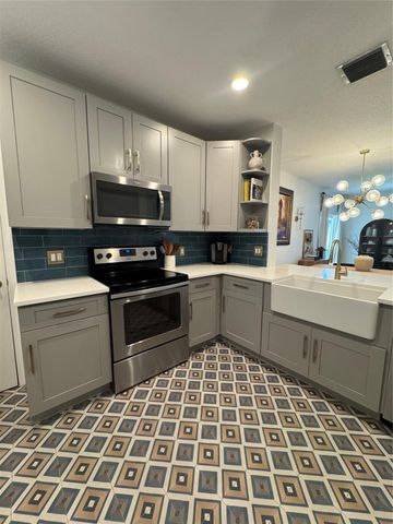 9530 E Plum Harbor Way, Tamarac, FL 33321