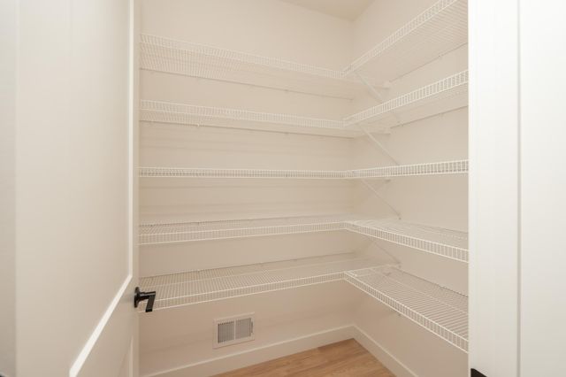 25341 Delmar Avenue, New Prague, MN 56071