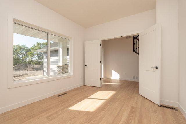 25341 Delmar Avenue, New Prague, MN 56071