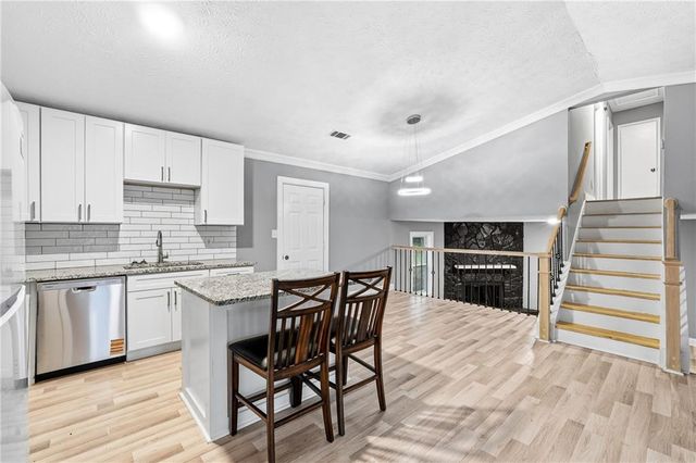 677 Tarkington Road S, Stone Mountain, GA 30088