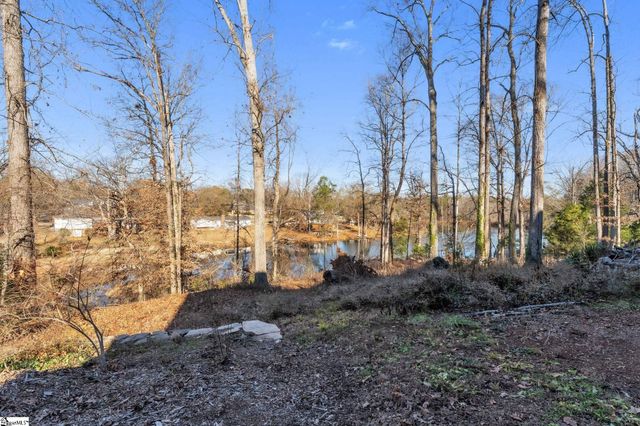 8 Eljema Frst, Piedmont, SC 29673