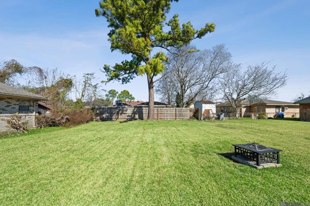 6148 Adam Dr, Marrero, LA 70072