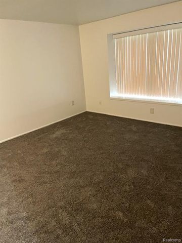 29888 City Center Drive, Warren, MI 48093