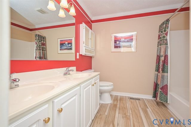 6719 Tram Ct, Sandston, VA 23150