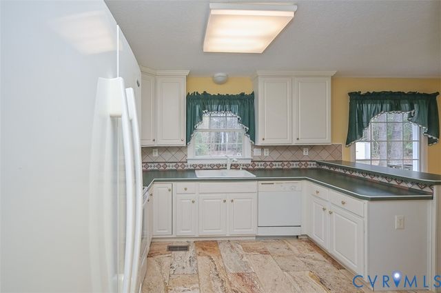 6719 Tram Ct, Sandston, VA 23150