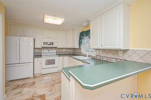 6719 Tram Ct, Sandston, VA 23150