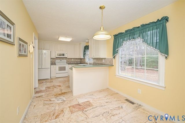 6719 Tram Ct, Sandston, VA 23150