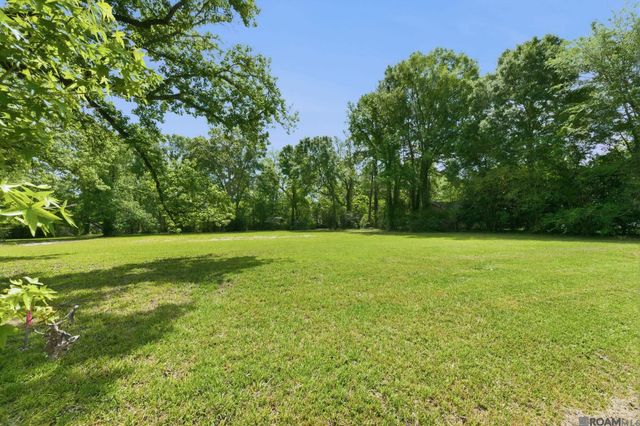 476 Magnolia Wood Ave, Baton Rouge, LA 70810