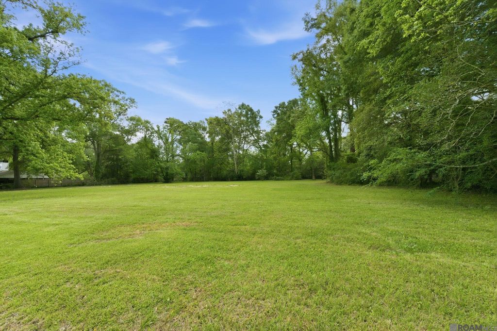 476 Magnolia Wood Ave, Baton Rouge, LA 70810
