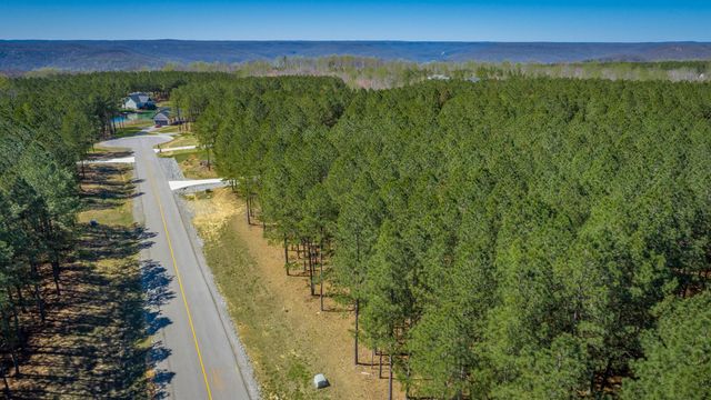 190 Arrowhead Lane Jf233, Jasper, TN 37347