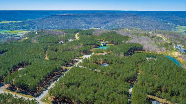 190 Arrowhead Lane Jf233, Jasper, TN 37347