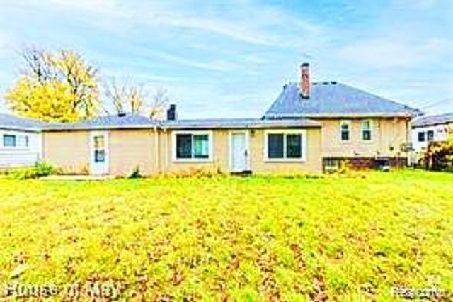 759 E Maxlow Avenue, Hazel Park, MI 48030