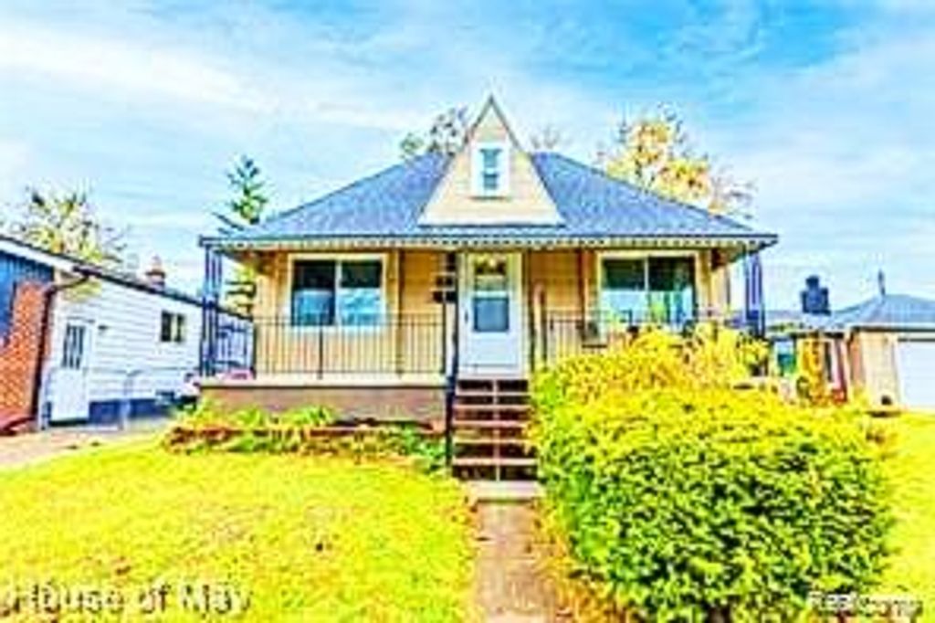 759 E Maxlow Avenue, Hazel Park, MI 48030