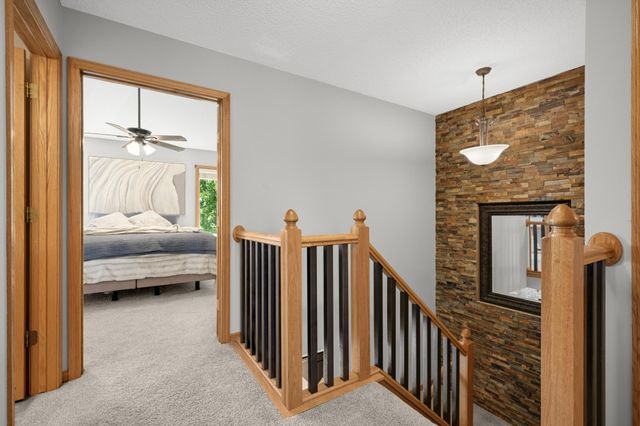 20511 Islandview Circle, Lakeville, MN 55044