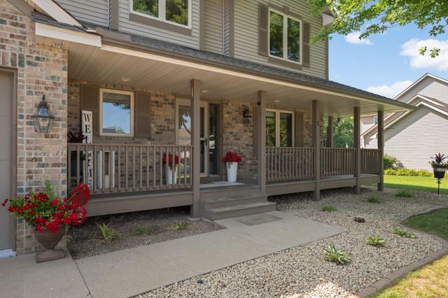 20511 Islandview Circle, Lakeville, MN 55044