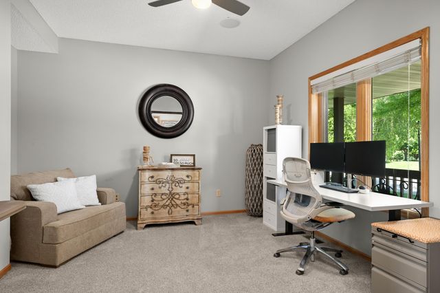 20511 Islandview Circle, Lakeville, MN 55044