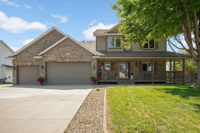 20511 Islandview Circle, Lakeville, MN 55044