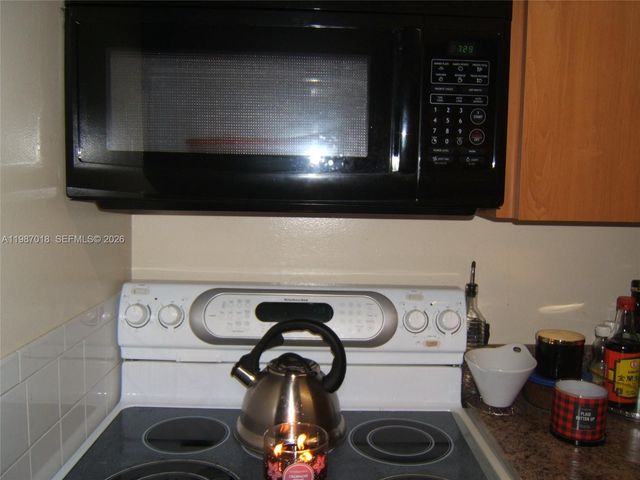 8415 SW 107th Ave 146W, Miami, FL 33173