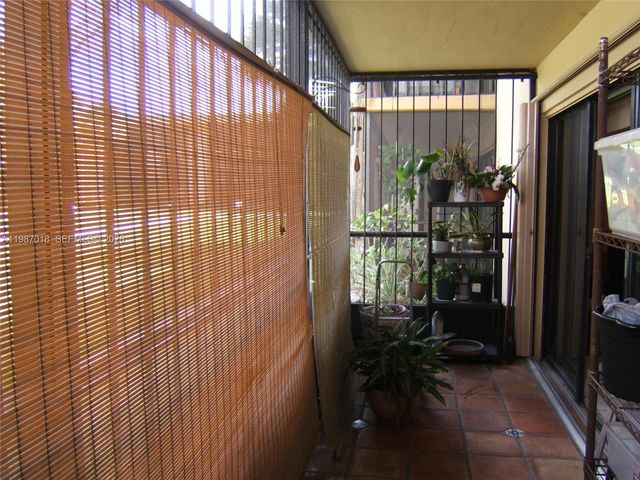 8415 SW 107th Ave 146W, Miami, FL 33173