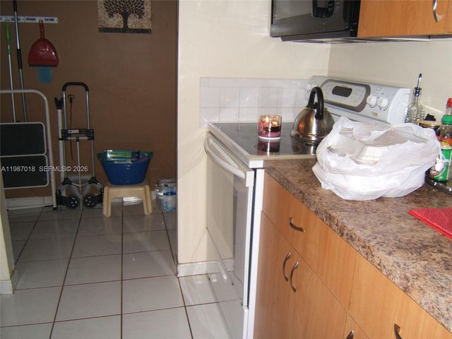 8415 SW 107th Ave 146W, Miami, FL 33173