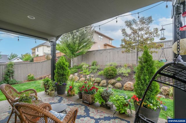 468 Eaglet St NW, Salem, OR 97304