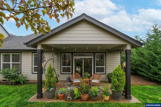 468 Eaglet St NW, Salem, OR 97304