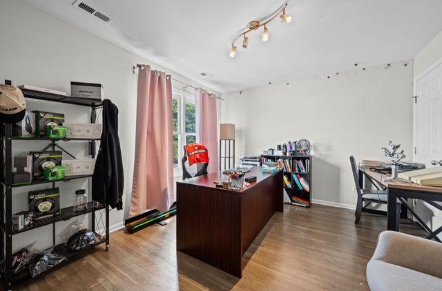 1302 W 33rd Street, Chicago, IL 60608