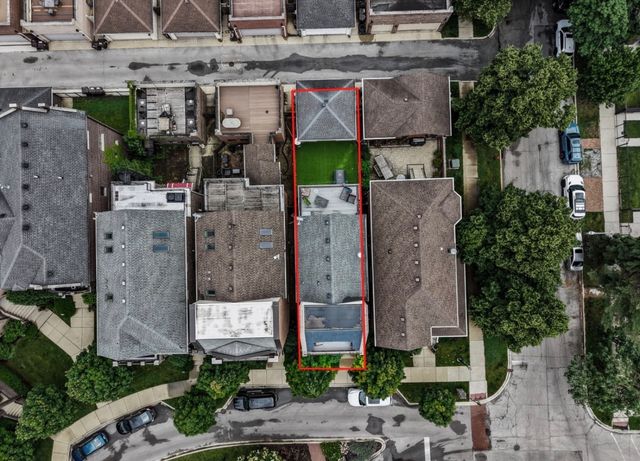 1302 W 33rd Street, Chicago, IL 60608