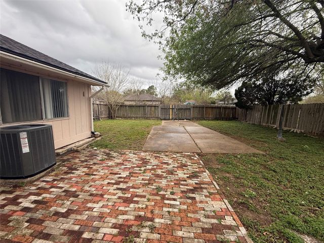 3806 Westheimer Place Drive, Houston, TX 77082