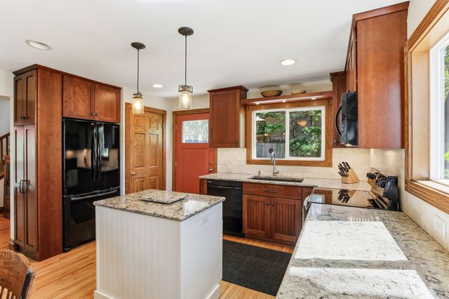 6283 Kerry Lane NE, Fridley, MN 55432
