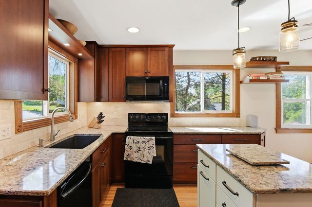6283 Kerry Lane NE, Fridley, MN 55432
