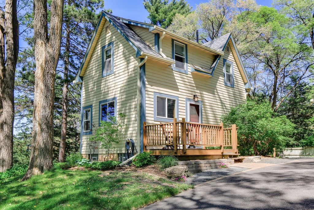 6283 Kerry Lane NE, Fridley, MN 55432