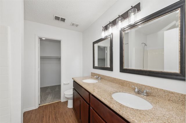 7900 Canoe Ridge Lane, Denton, TX 76210