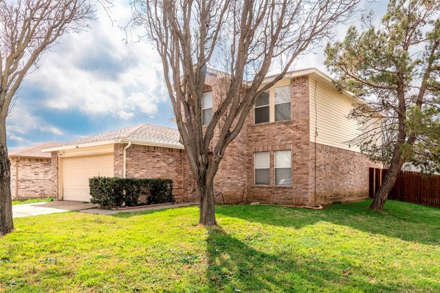 7900 Canoe Ridge Lane, Denton, TX 76210