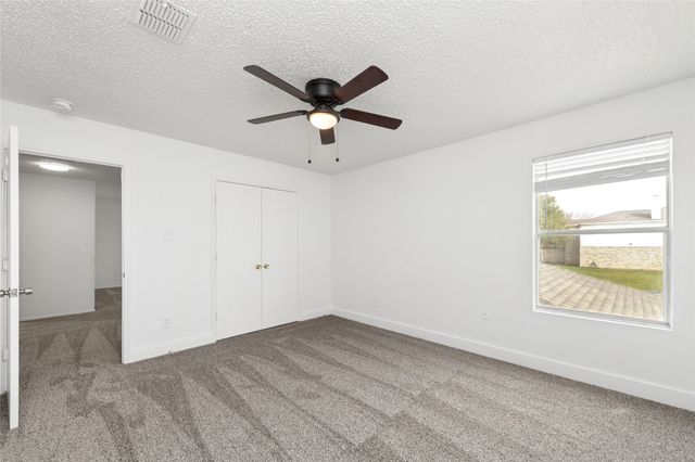 7900 Canoe Ridge Lane, Denton, TX 76210