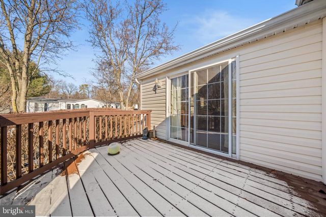 8020 FAIR BREEZE DR, Severn, MD 21144