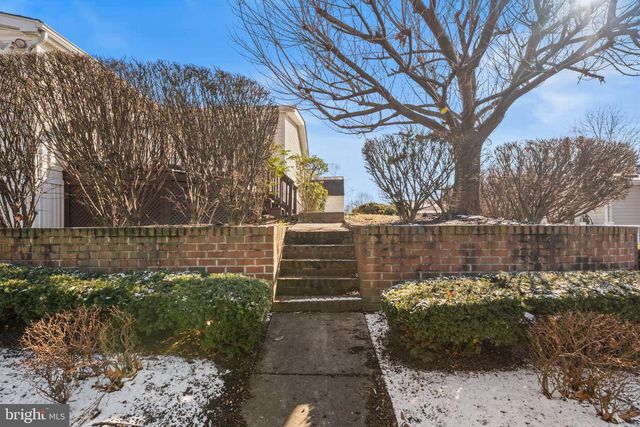 8020 FAIR BREEZE DR, Severn, MD 21144