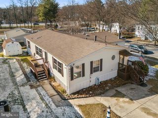 8020 FAIR BREEZE DR, Severn, MD 21144