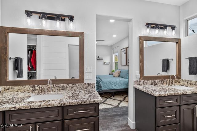 4140 W ALABAMA Lane, San Tan Valley, AZ 85144