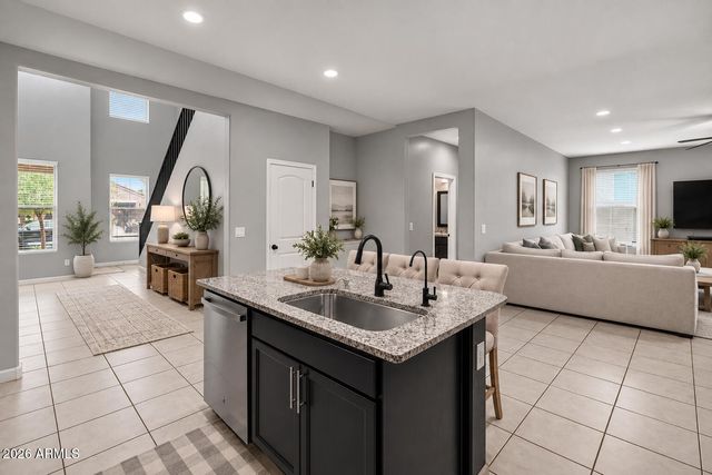 4140 W ALABAMA Lane, San Tan Valley, AZ 85144