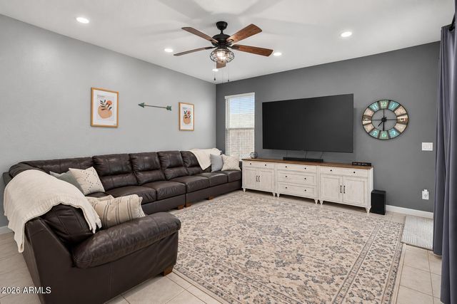 4140 W ALABAMA Lane, San Tan Valley, AZ 85144