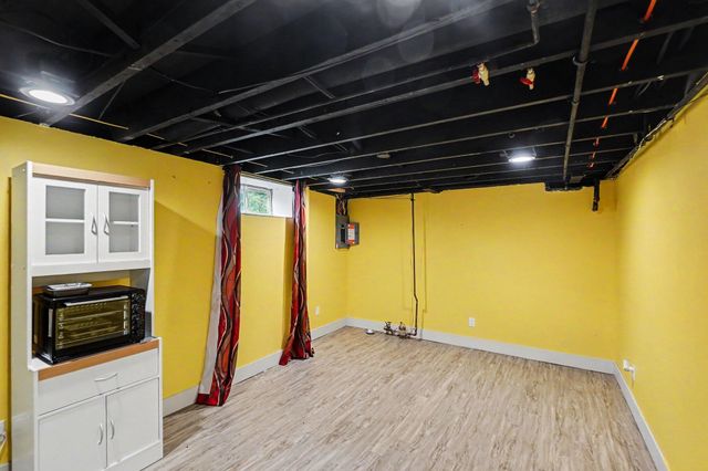 1262 Beechwood Street Ne, City Of Grand Rapids, MI 49505
