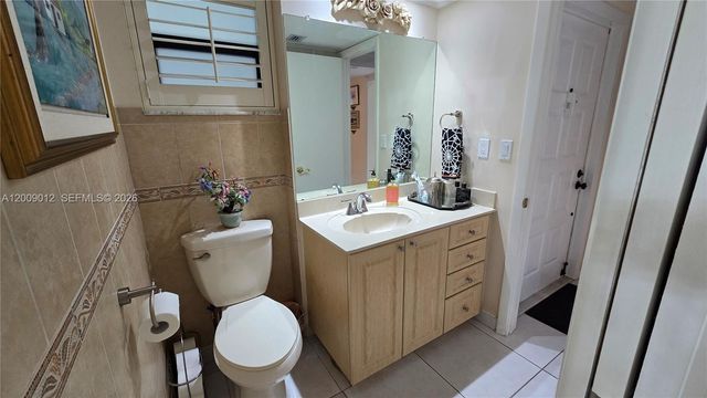 1101 Colony Point Cir 218, Pembroke Pines, FL 33026