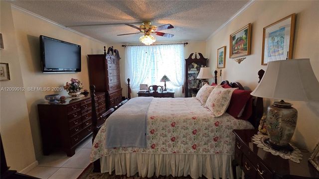 1101 Colony Point Cir 218, Pembroke Pines, FL 33026