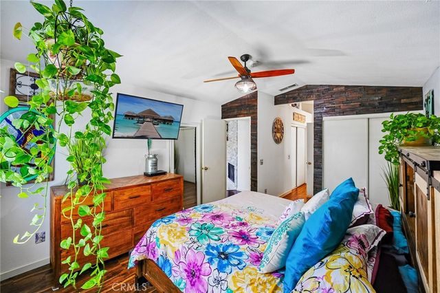 1208 Autumnwood Ln, Perris, CA 92571